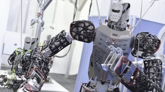 人形机器人轻量化关键材料、国产替代,PEEK概念反复活跃